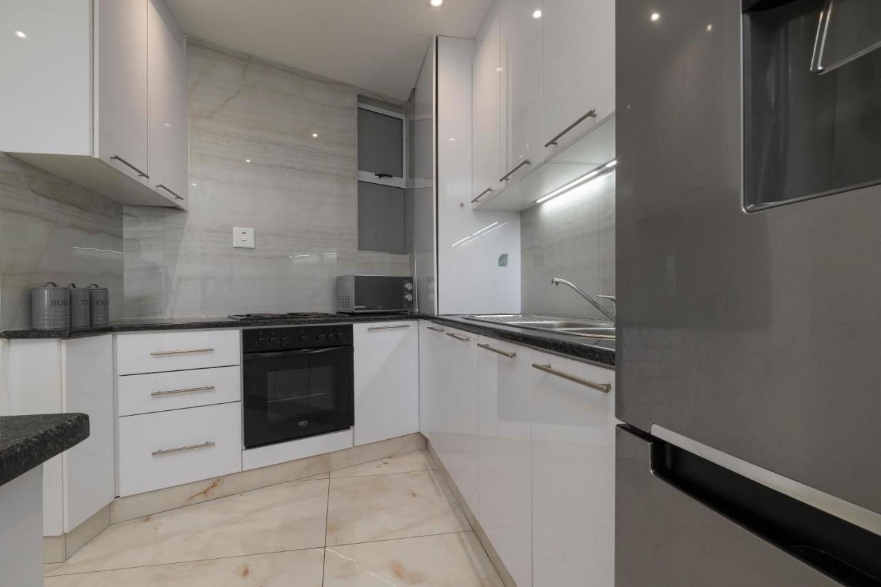 D3 Sea Lodge - By Stay In Umhlanga เดอร์บัน ภายนอก รูปภาพ